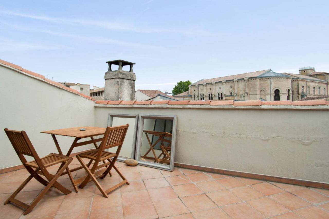 Apartament Charming And Large Duplex Flat With Beautiful Terrace In Awinion Zewnętrze zdjęcie